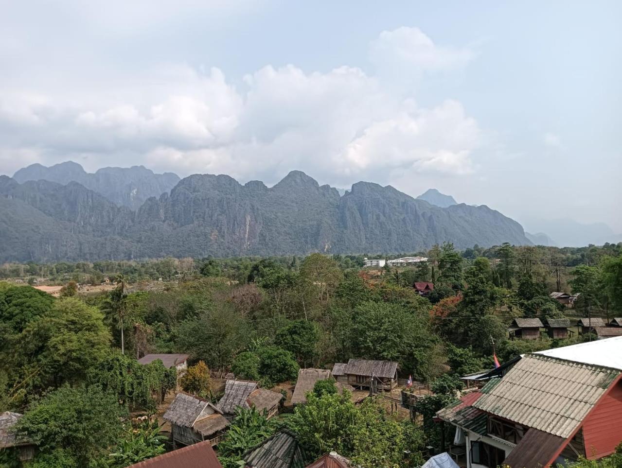 Bountang Riverside Hotel Vang Vieng Extérieur photo