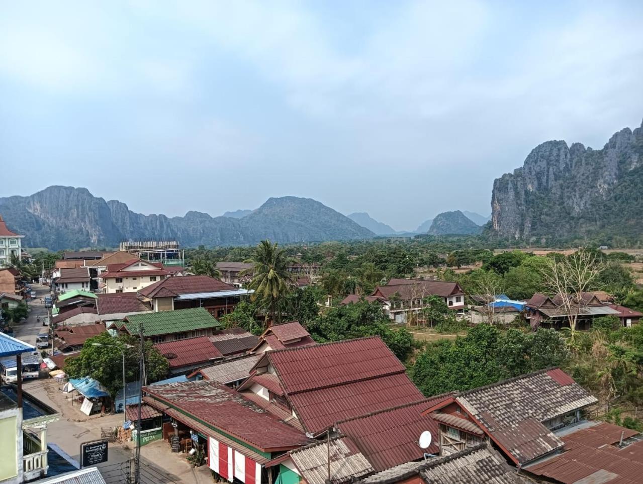 Bountang Riverside Hotel Vang Vieng Extérieur photo