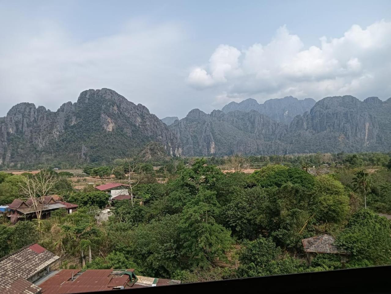 Bountang Riverside Hotel Vang Vieng Extérieur photo