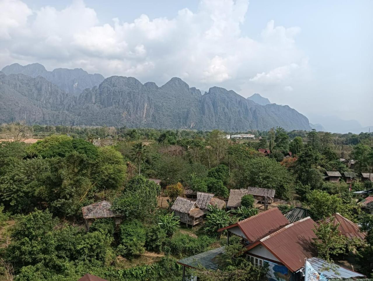 Bountang Riverside Hotel Vang Vieng Extérieur photo